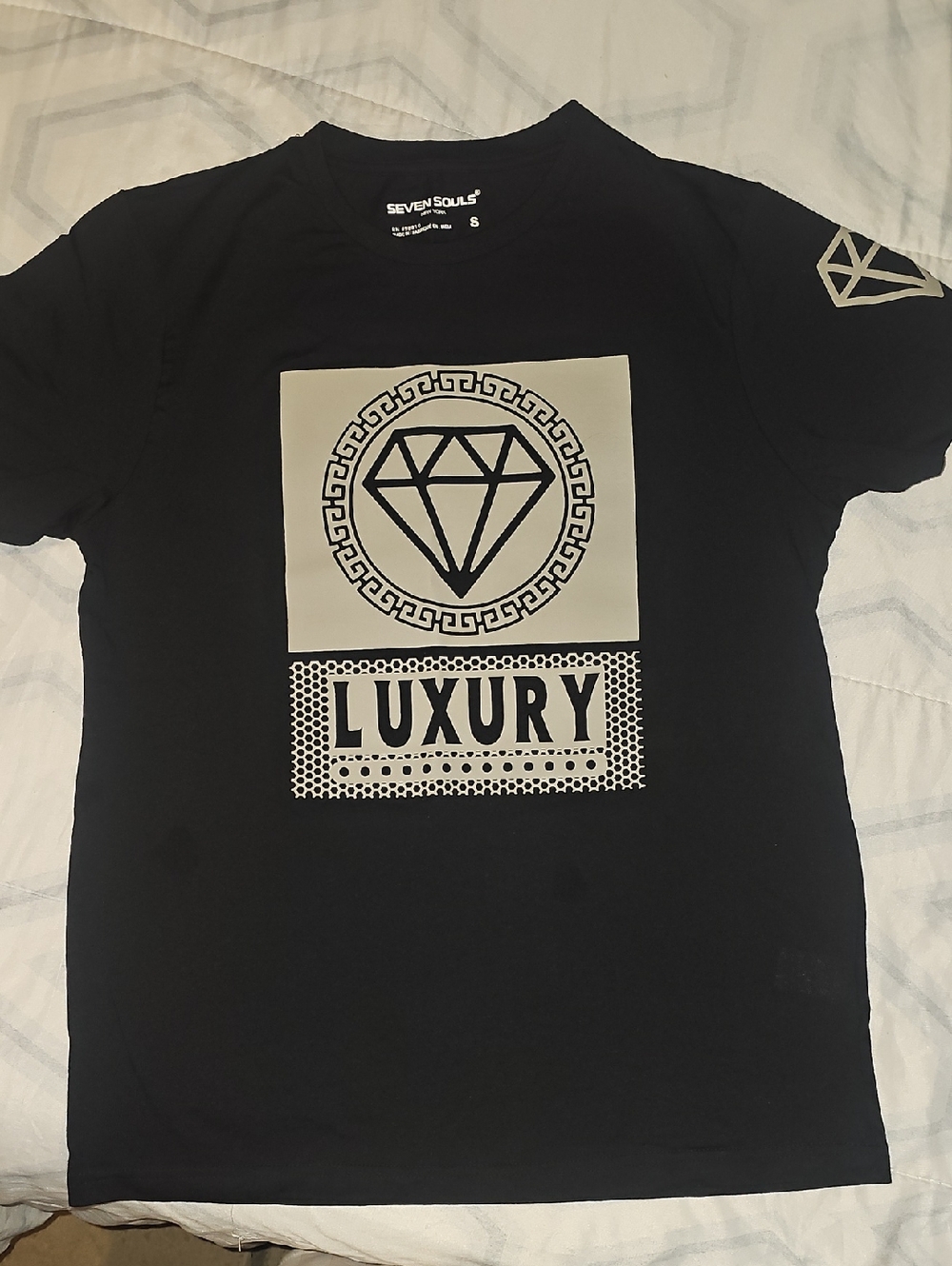 2 Black Luxury Graphic Tee - Men's